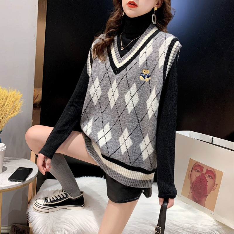 Красные вязаные жилеты для жен – обзор и цена Winter Clothing Trends 2025 Women'S