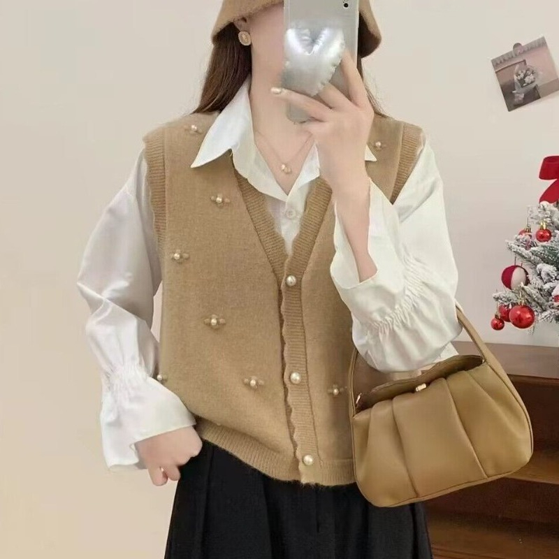 Розовые вязаные жилеты для жен – обзор и цена Winter Clothing Trends 2025 Women'S